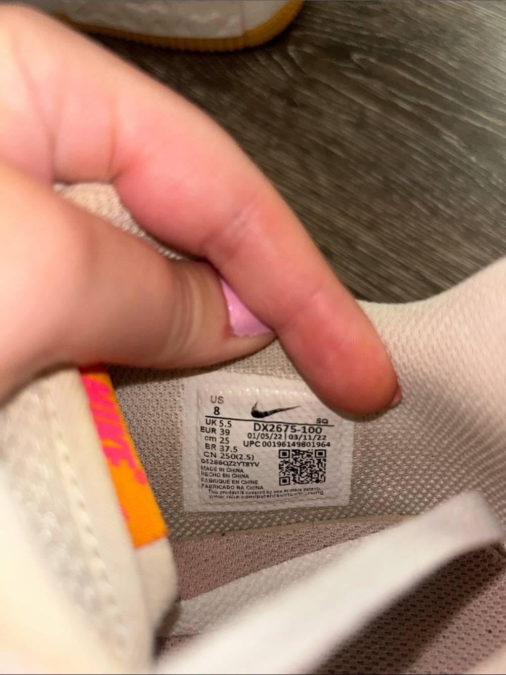 Nike White and Pink Low-Top Sneakers with Yellow Accent - Picture 2 of 3